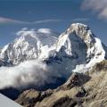 Dans quel massif se trouve le sommet le plus haut du Pérou, le Huascaran 6768m?